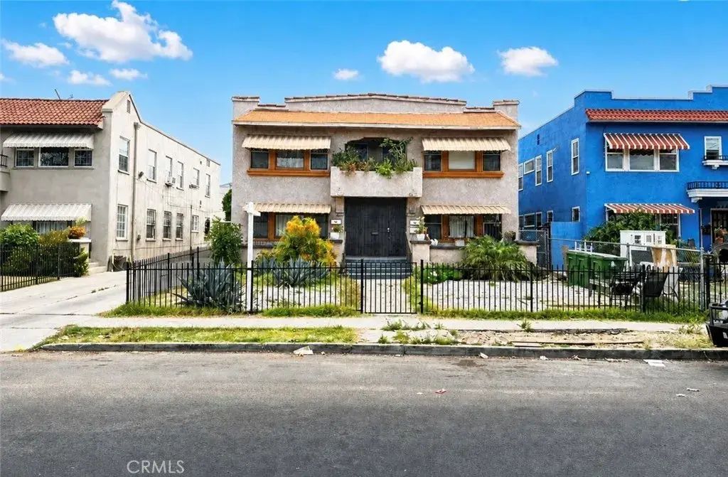 3110 Raymond Ave, Los Angeles