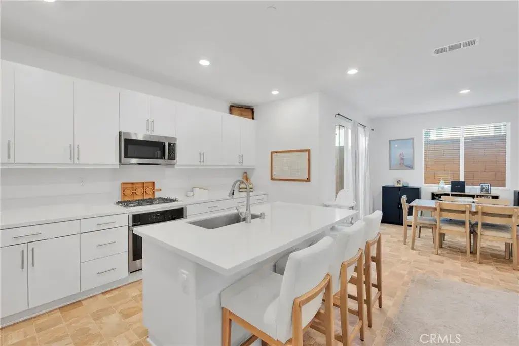 16604 Quince Lane, Fontana