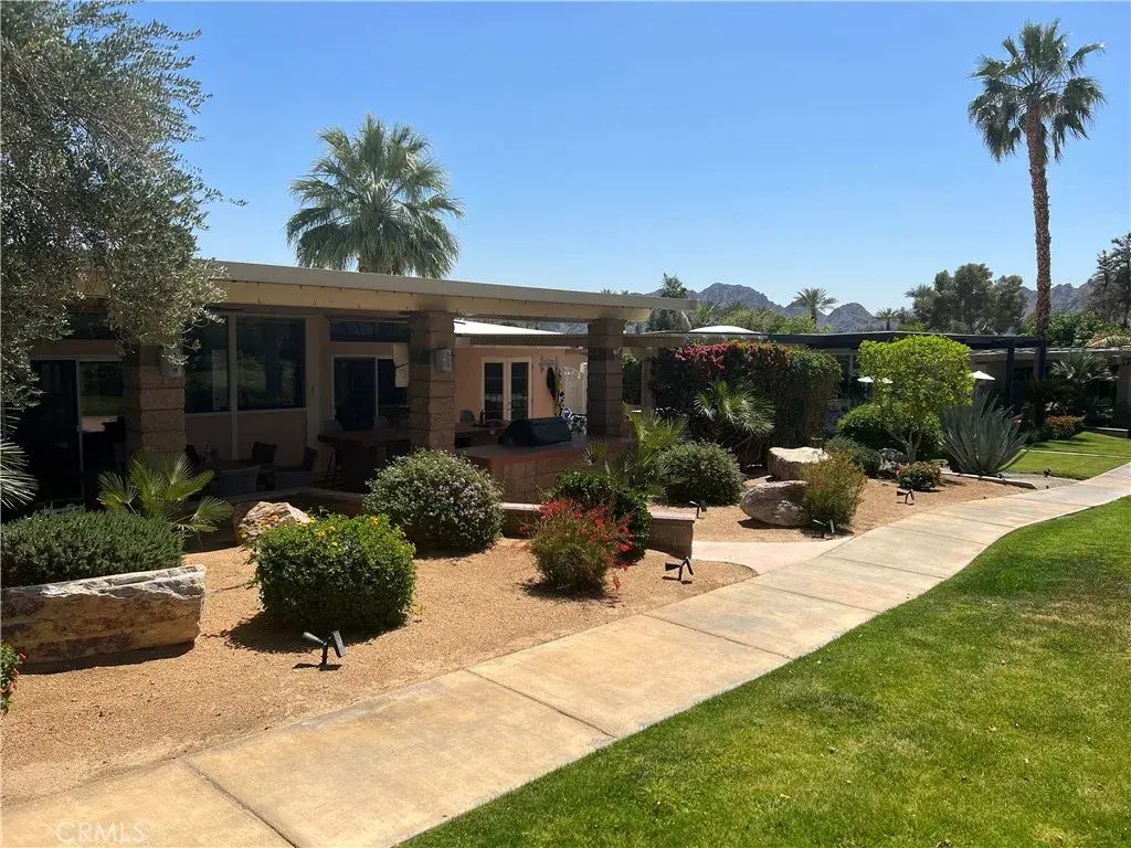 44753 Warner Trail, Indian Wells