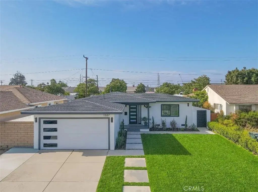 1537 W 180th, Gardena