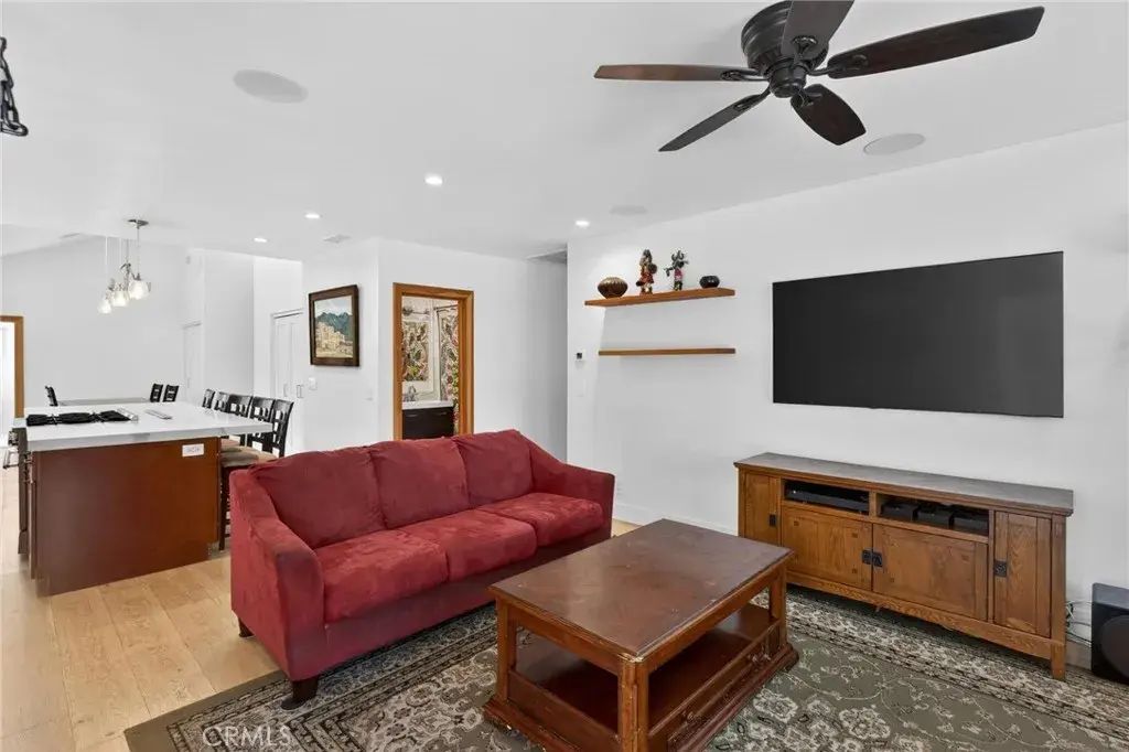 5324 W 119th Street, Hawthorne