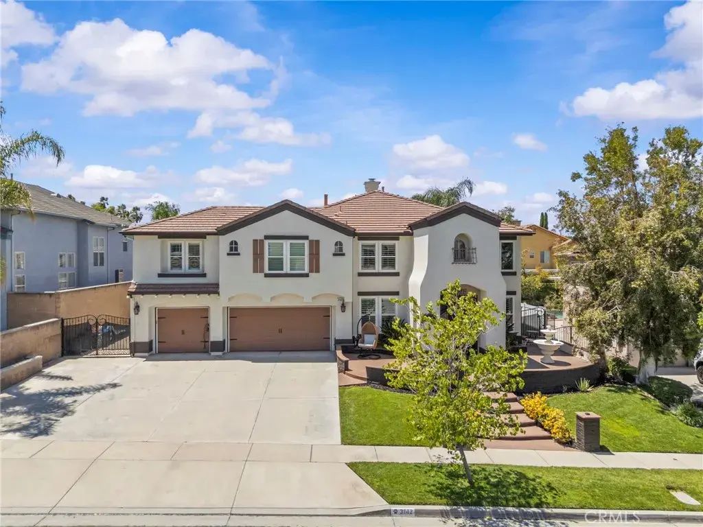 3142 Pinehurst, Corona