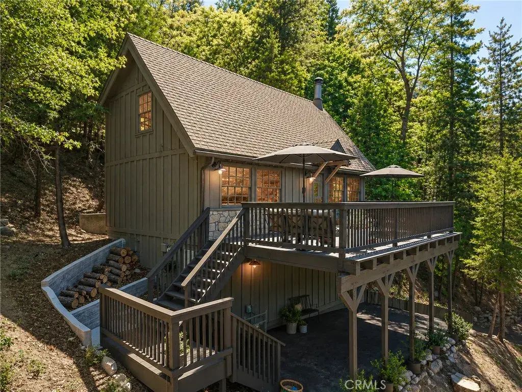24085 Alpine, Crestline
