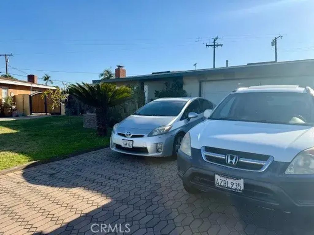 338 E Michelle, West Covina