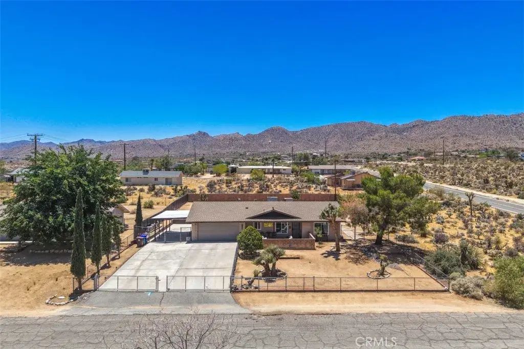 61727 Alta Mura, Joshua Tree