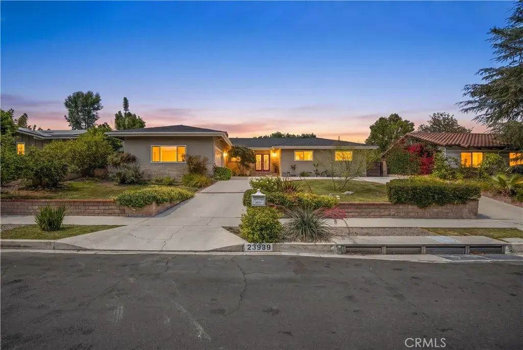 23939 Califa Street, Woodland Hills