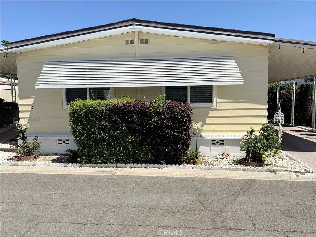20863 Waalew B2, Apple Valley