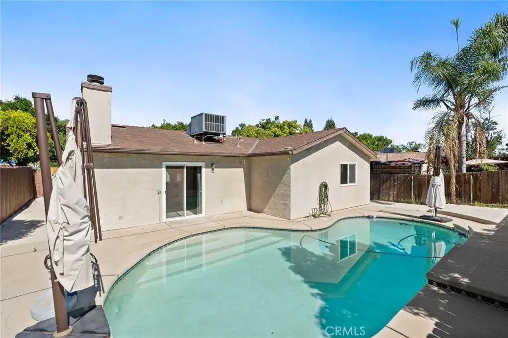3034 N Marty, Fresno