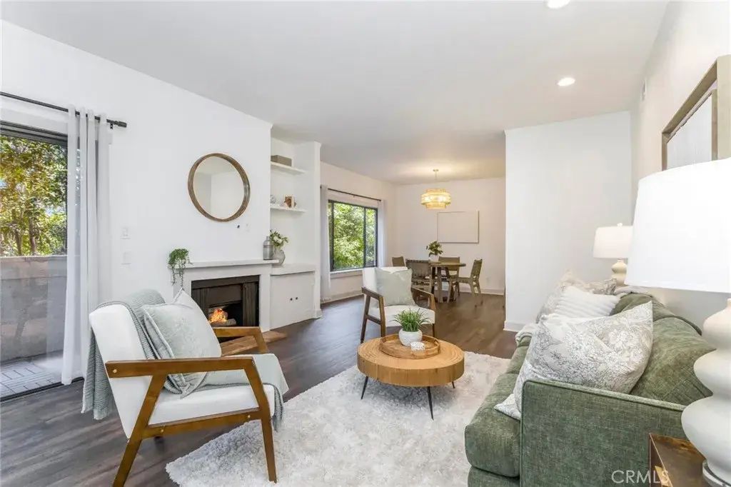 14050 Magnolia Boulevard 201, Sherman Oaks