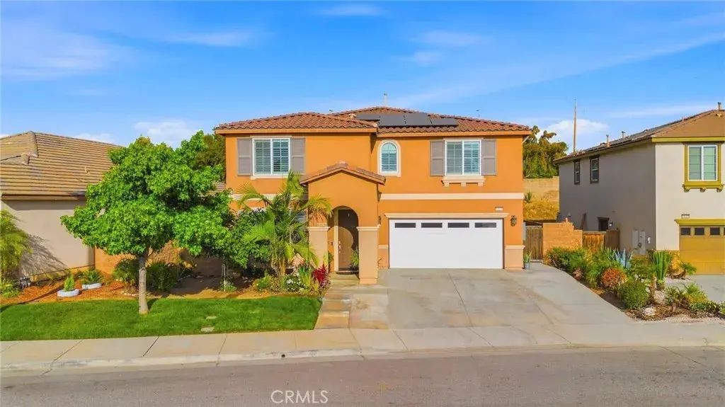 53235 Brabant, Lake Elsinore