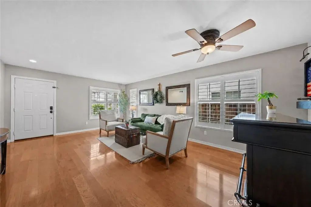 11389 Magnolia Street, Corona