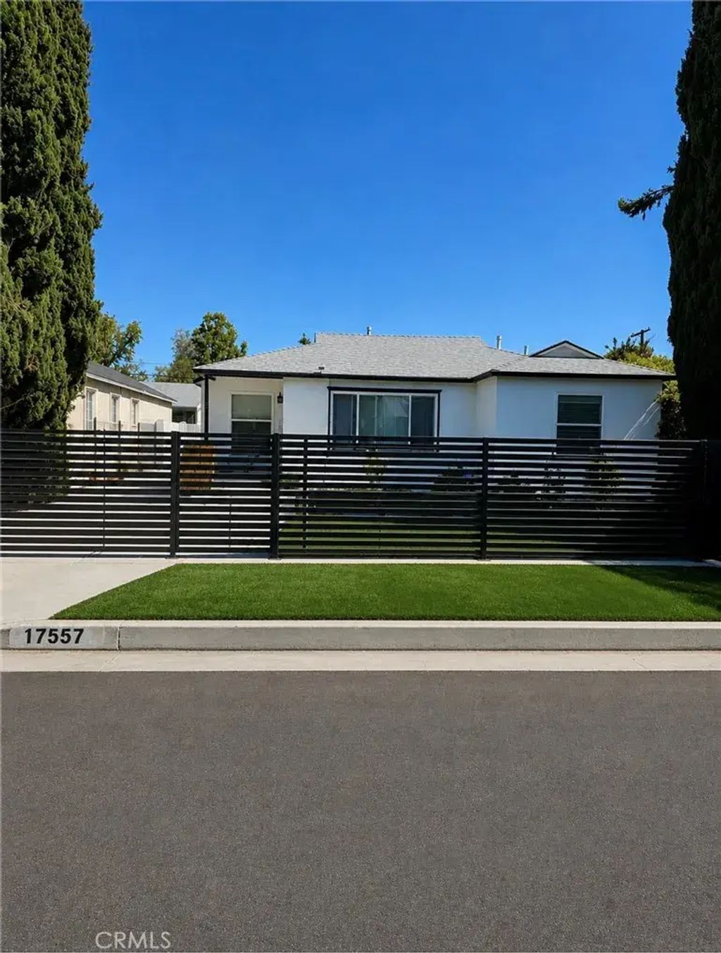 17557 Lemay, Lake Balboa