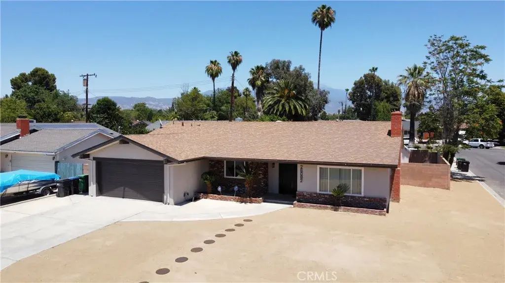 26082 Amy, Hemet