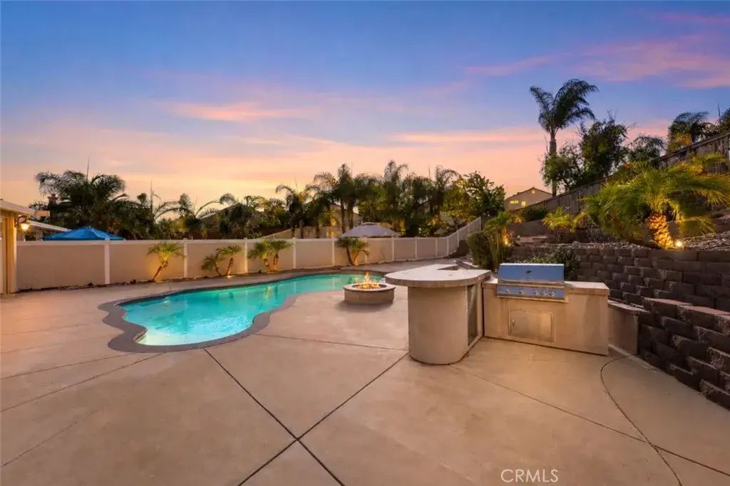 39805 Avenida Miguel Oeste, Murrieta