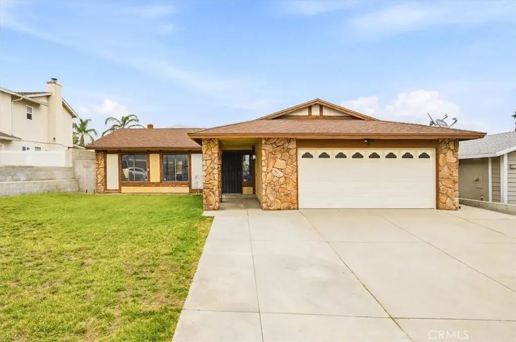 2575 Mimosa Drive, San Bernardino
