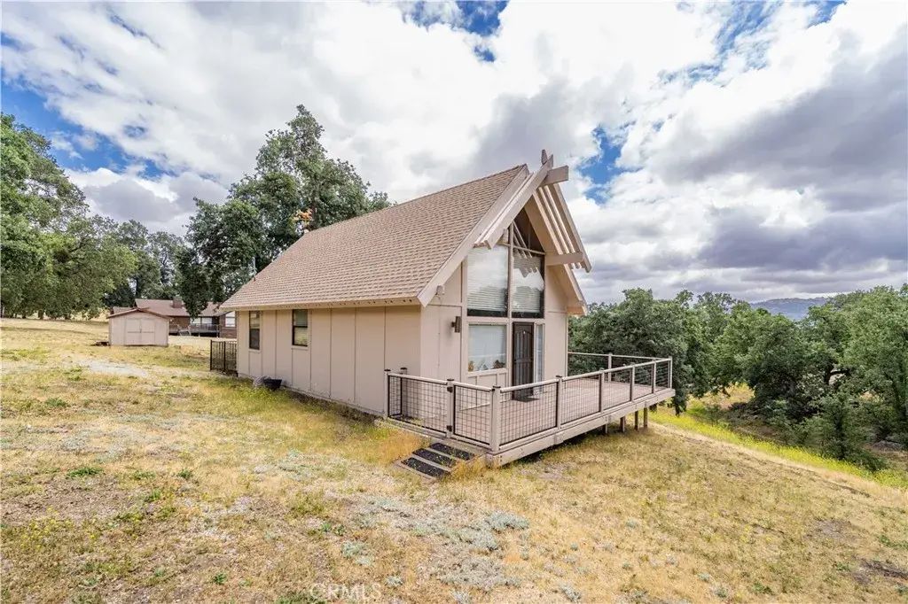 27200 Bear Valley Road, Tehachapi