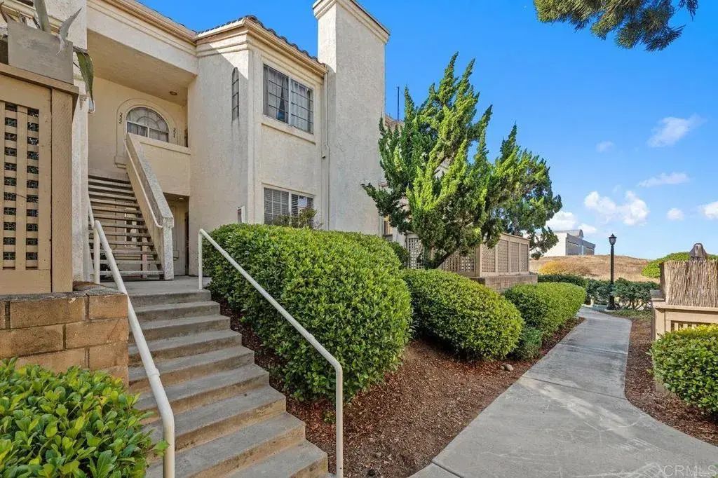 740 Breeze Hill Road 223, Vista