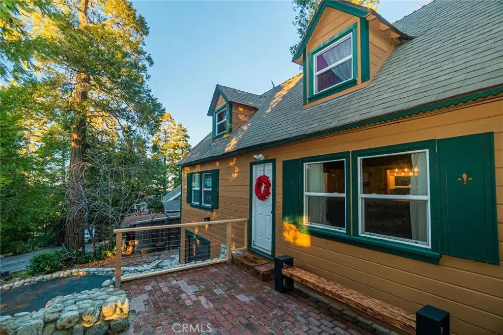 627 Rose Lane, Twin Peaks