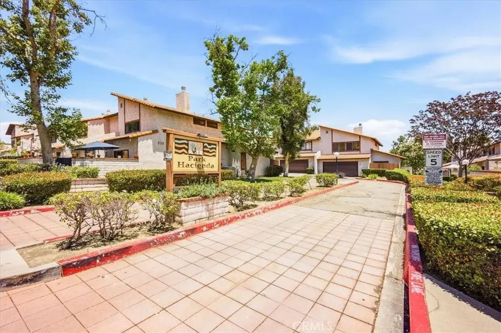 910 N Redding, Upland