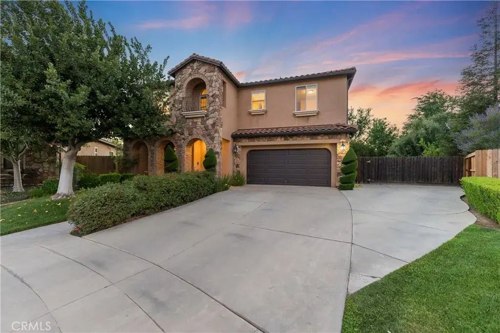 5673 N Sycamore, Fresno