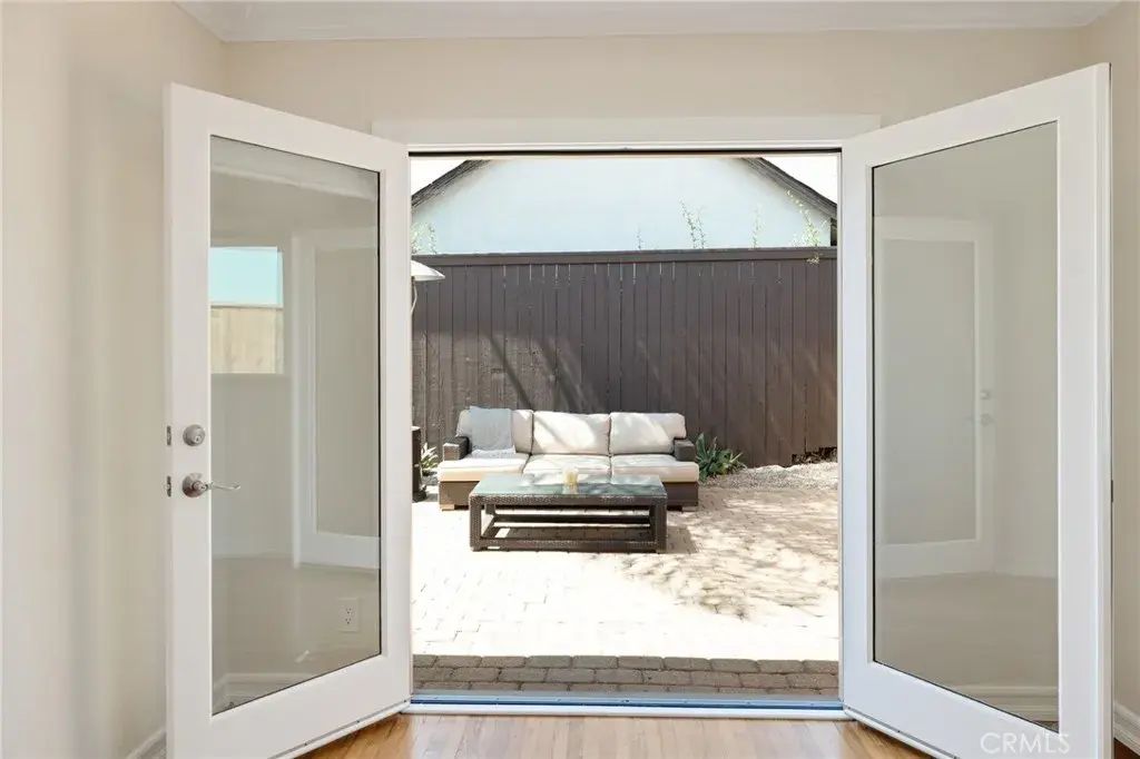 1239 9th, Hermosa Beach