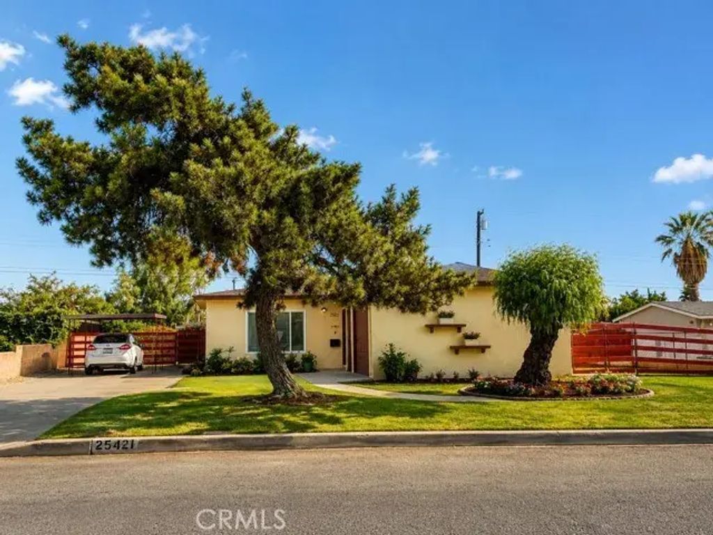 25421 Los Flores Drive, San Bernardino