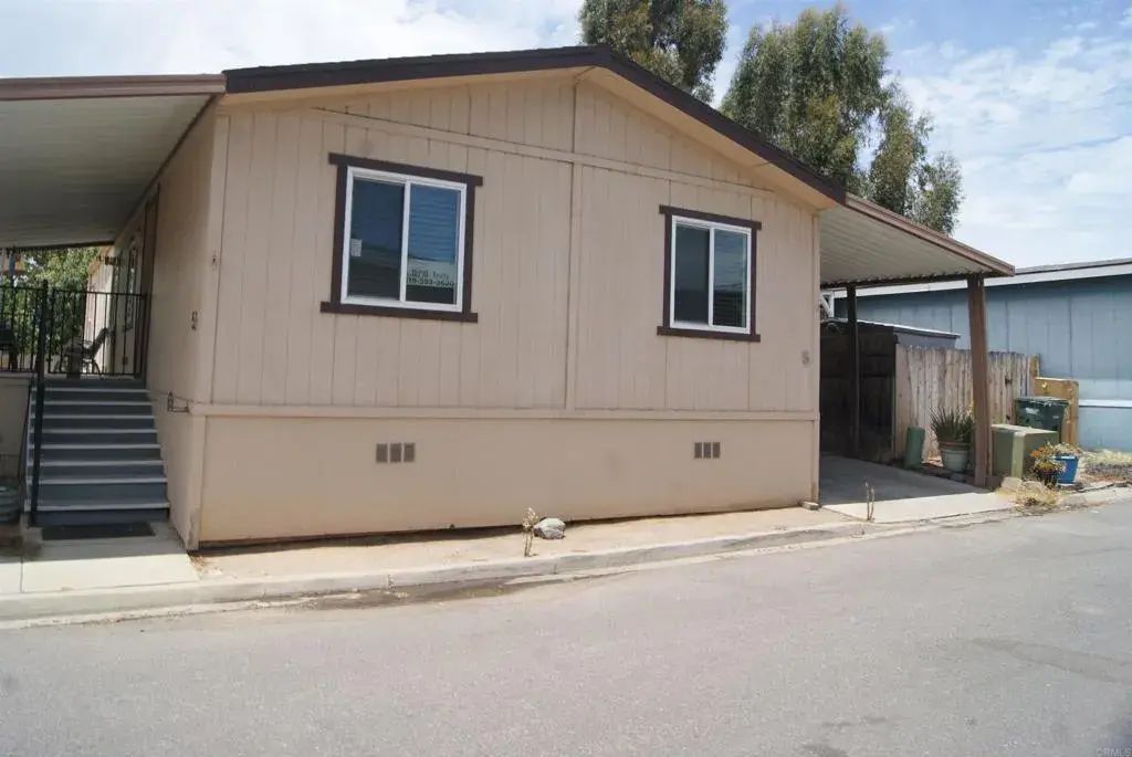 12506 Royal Rd 5, El Cajon