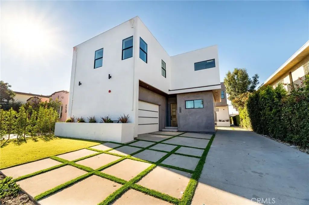1805 S Longwood, Los Angeles