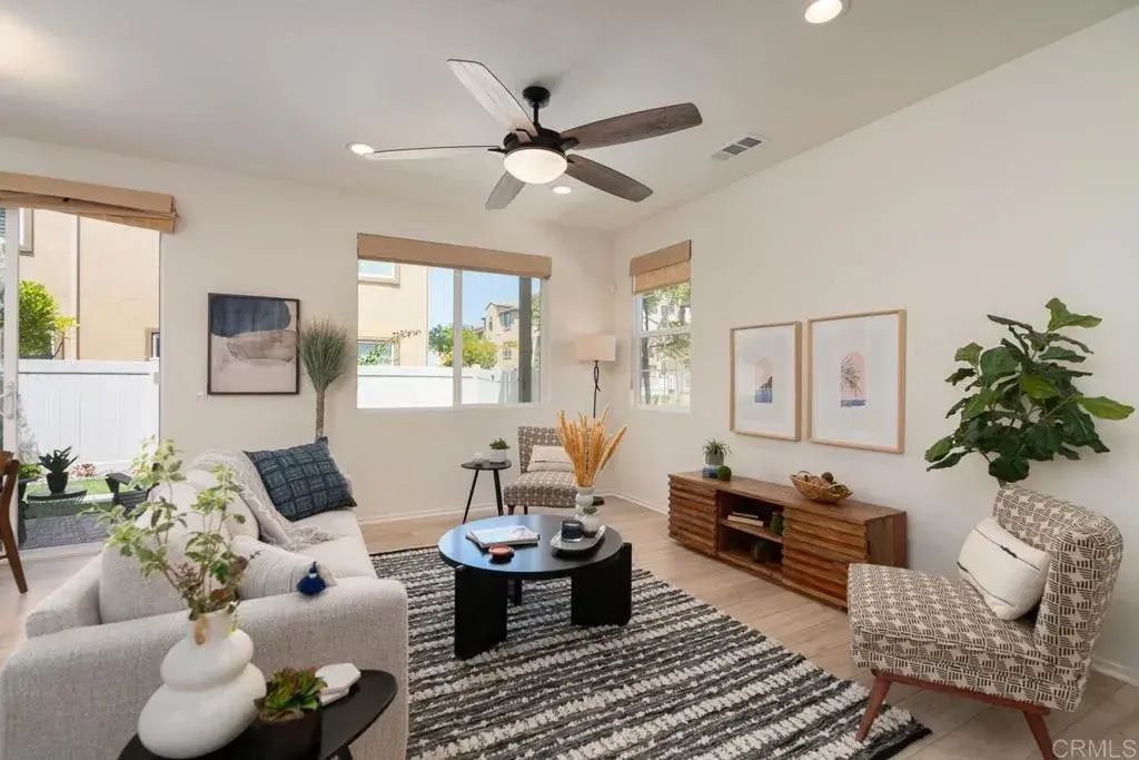 1185 Via Lucero, Oceanside