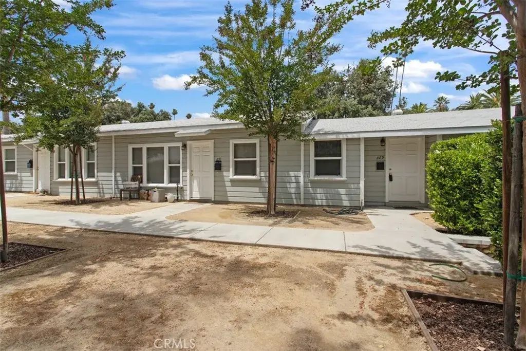 889 N Oakland, Pasadena