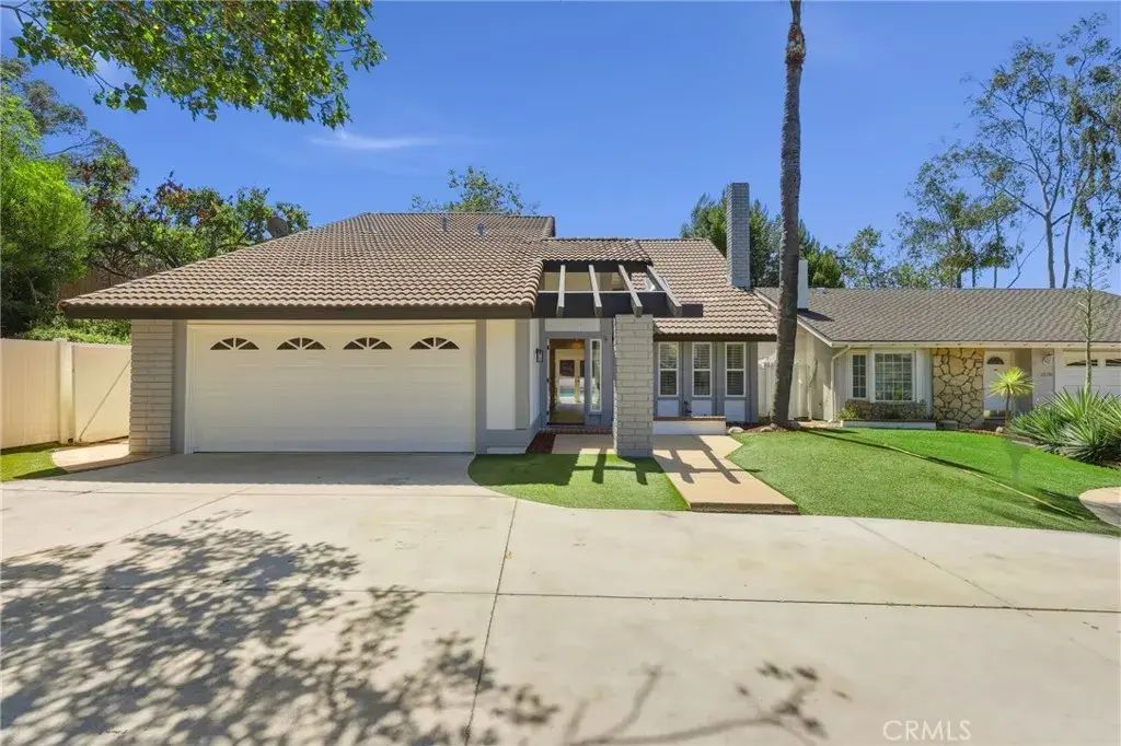 22382 Pepper Lane, Lake Forest