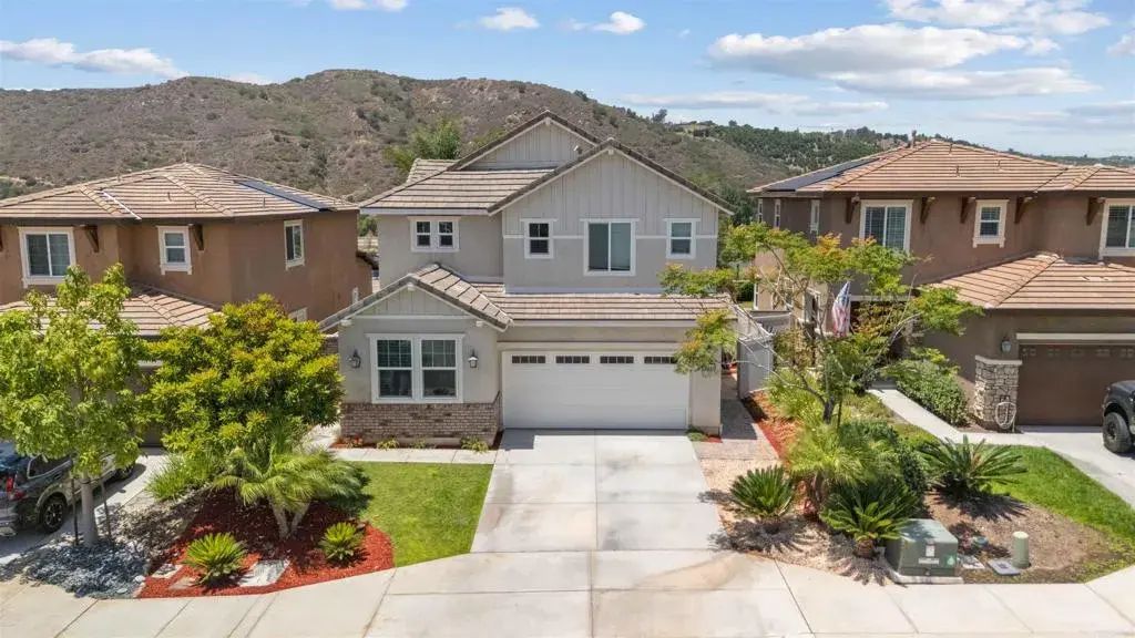 35664 Asturian Way, Fallbrook