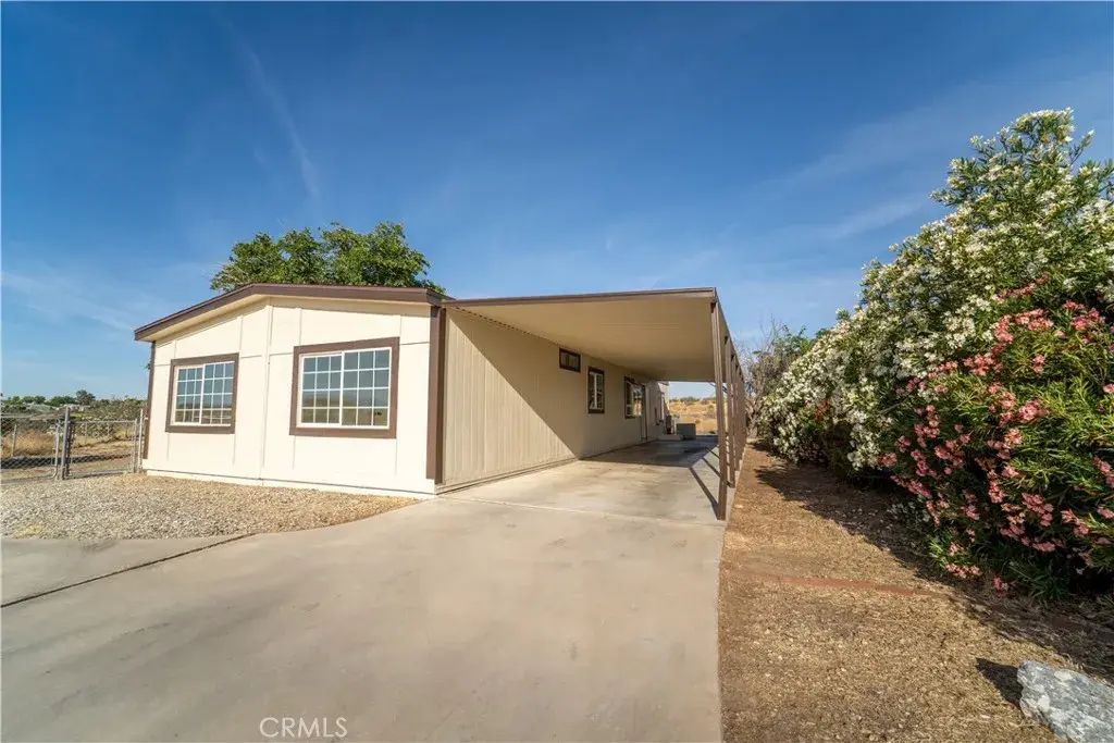 13560 Nassau Drive, Victorville