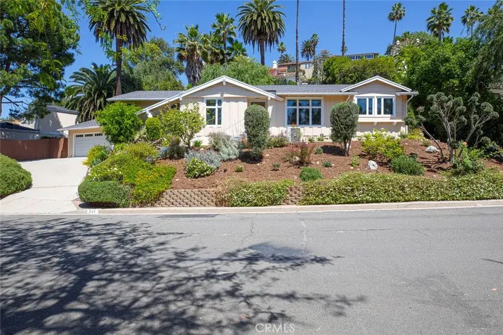 341 Cumberland Road, Glendale