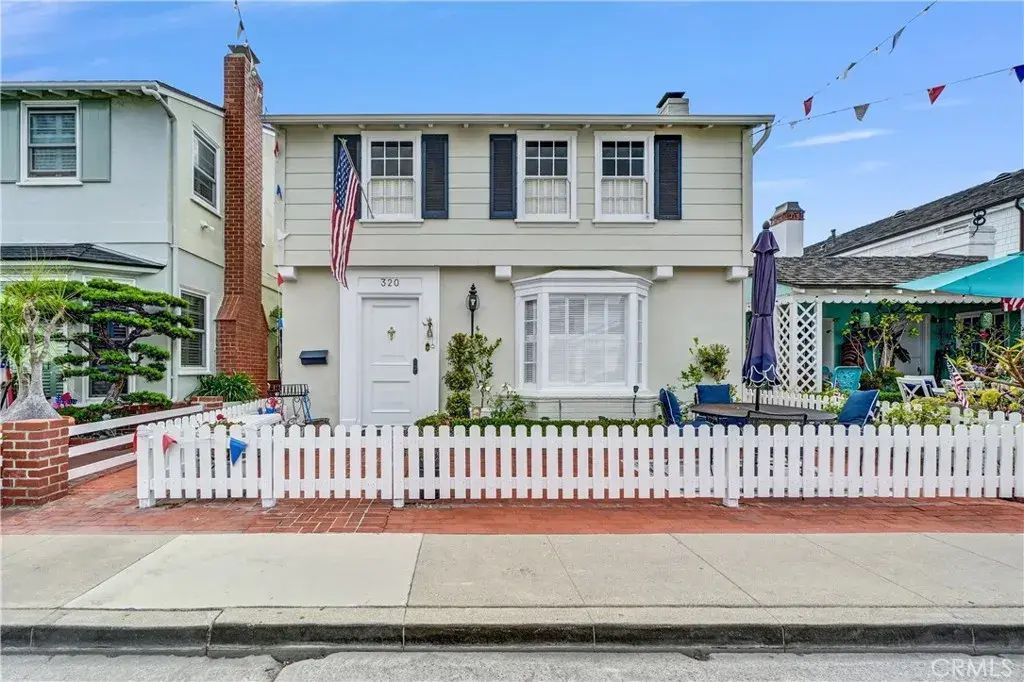 320 Sapphire, Newport Beach