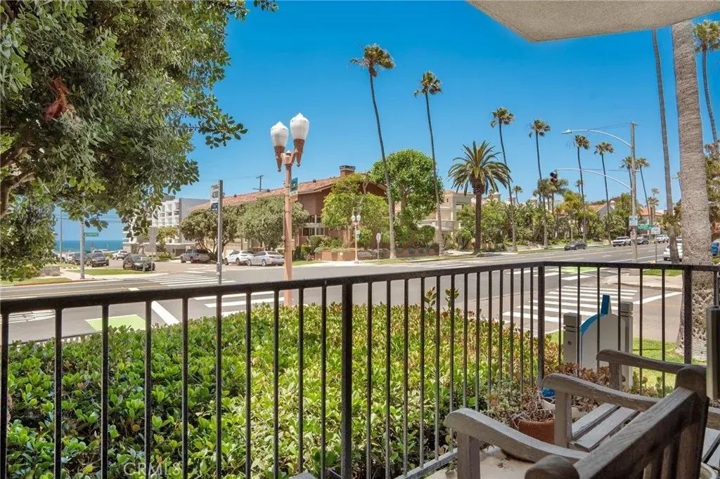 1400 S Catalina 101, Redondo Beach
