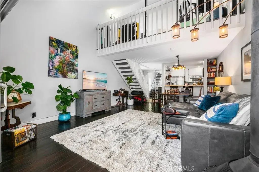7890 E Spring Street 15d, Long Beach