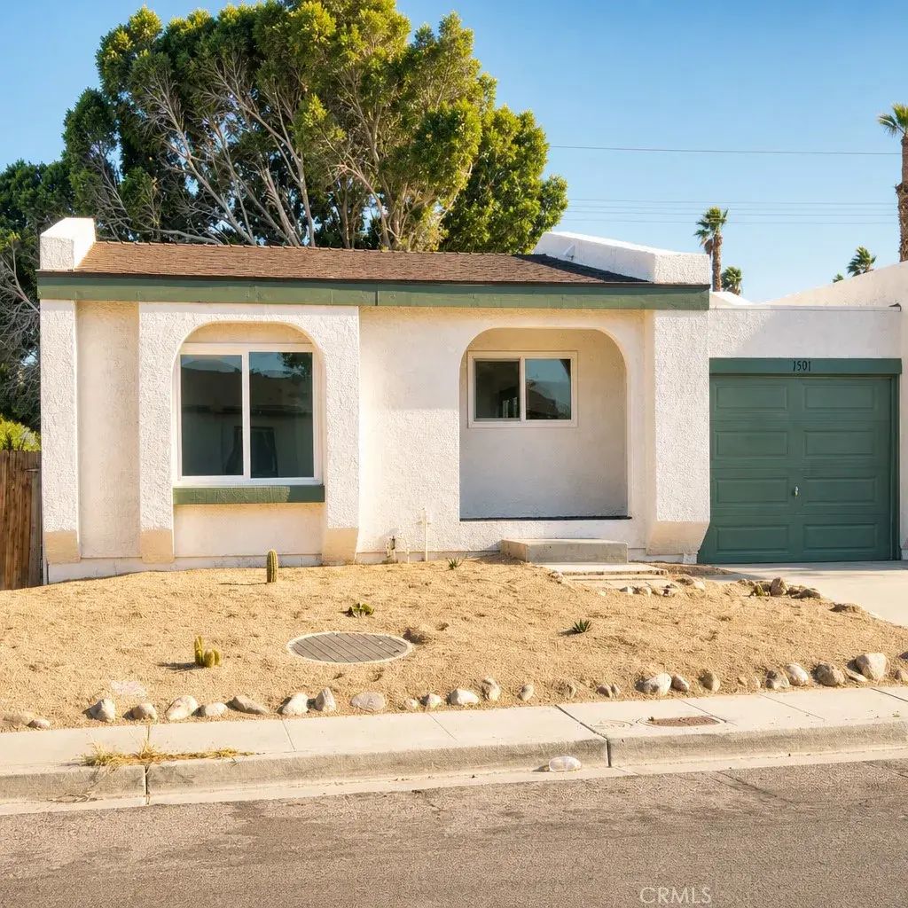 1501 E Twin Star, Palm Springs