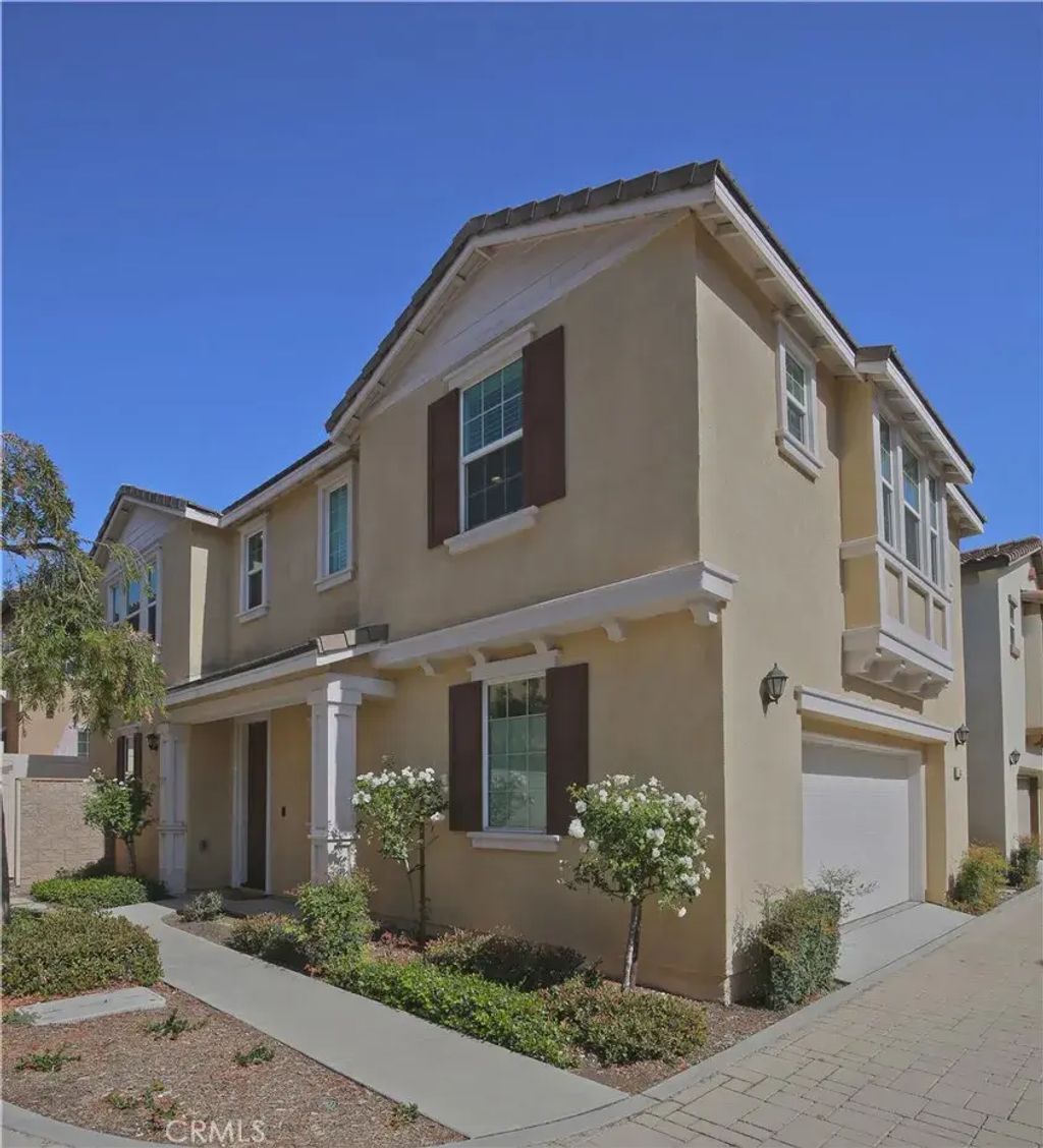 683 Huron Place, Claremont