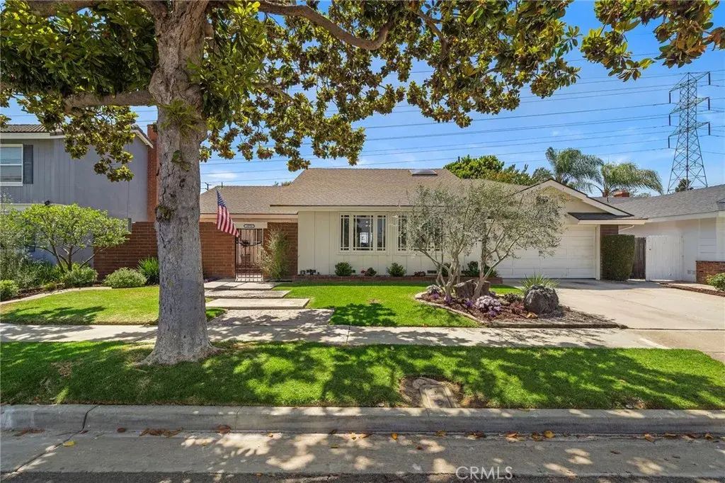 18775 Santa Mariana, Fountain Valley