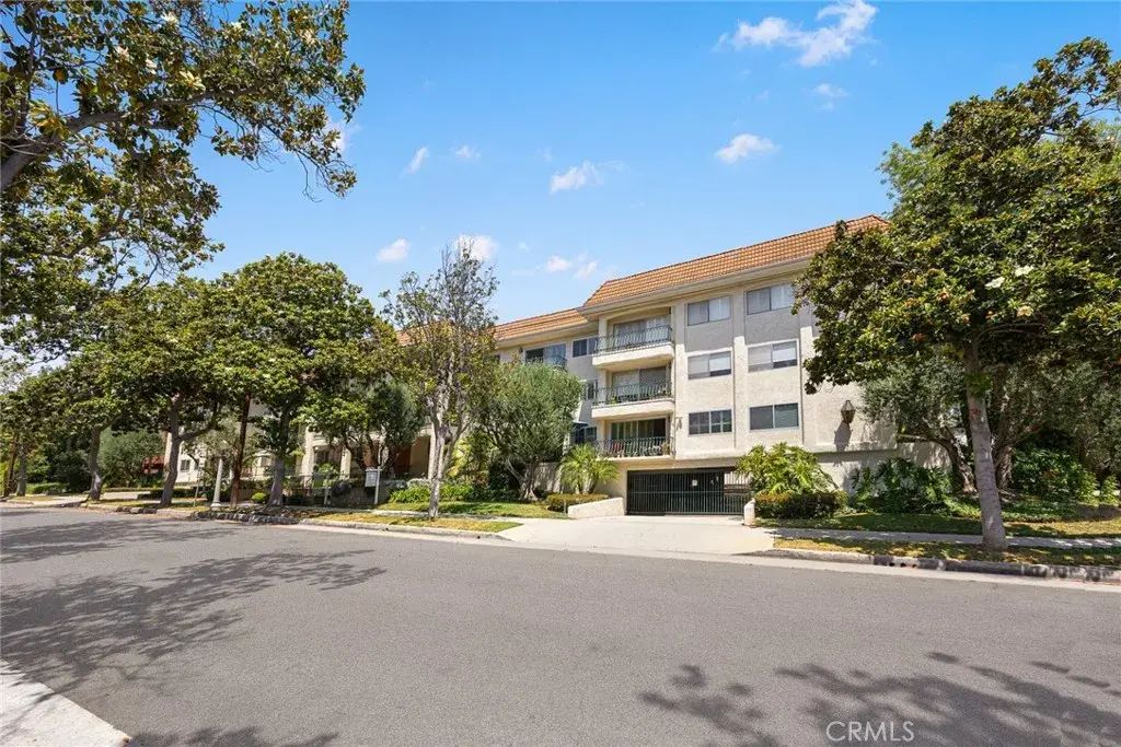 420 S Madison Avenue 301, Pasadena