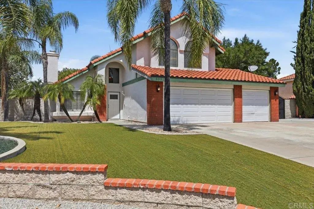 6995 Mission Grove Parkway North, Riverside