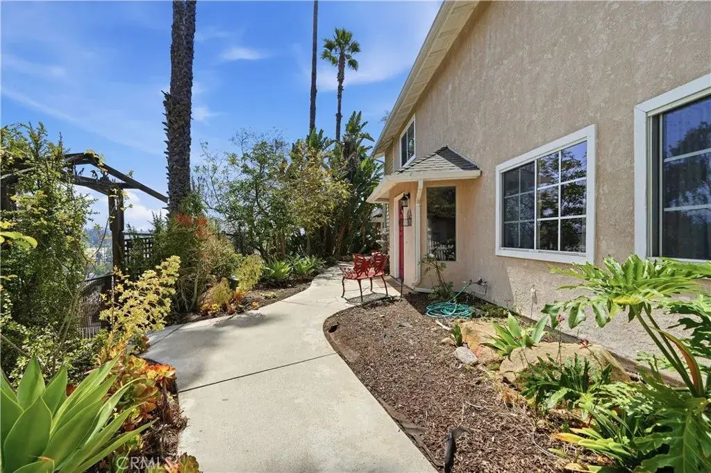 717 Porter Road, Fallbrook
