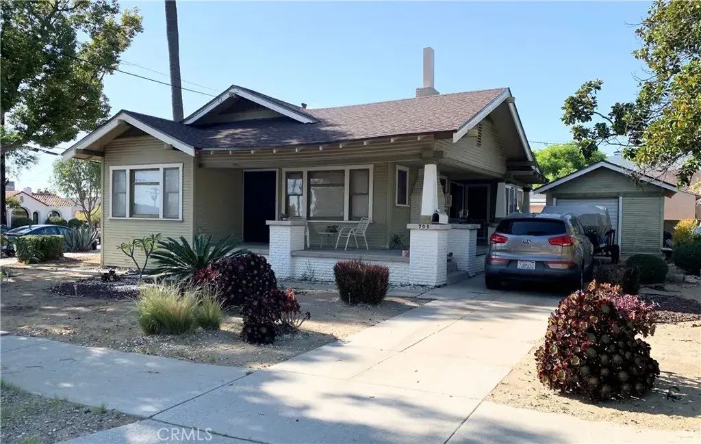 701 E Vernon, Long Beach
