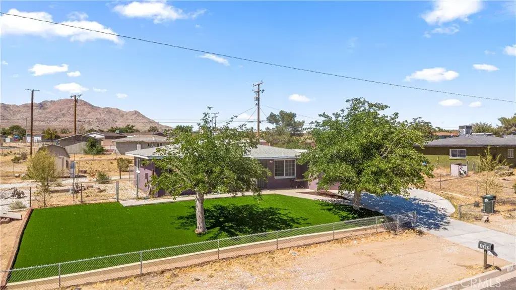 17182 Dante Street, Victorville
