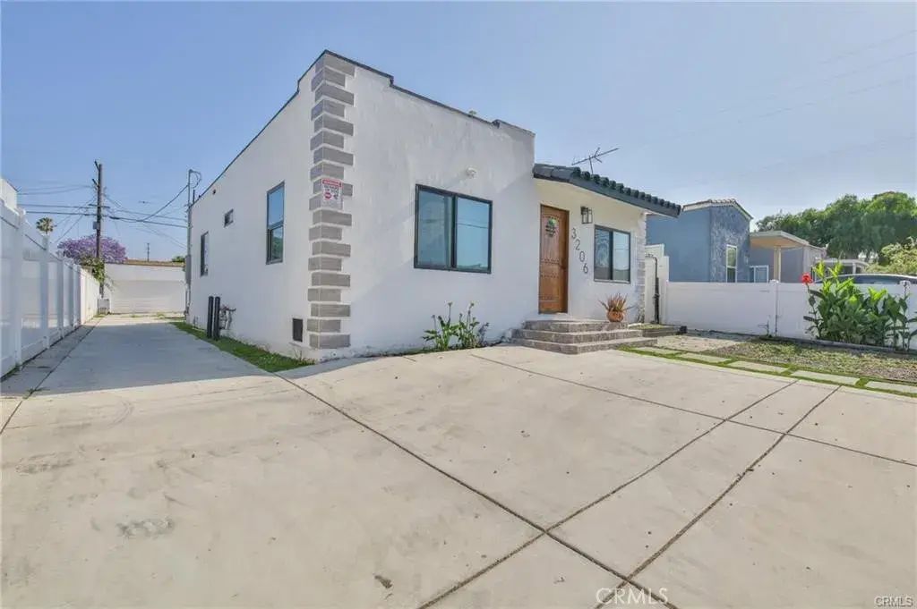 3206 W 59th Street, Los Angeles