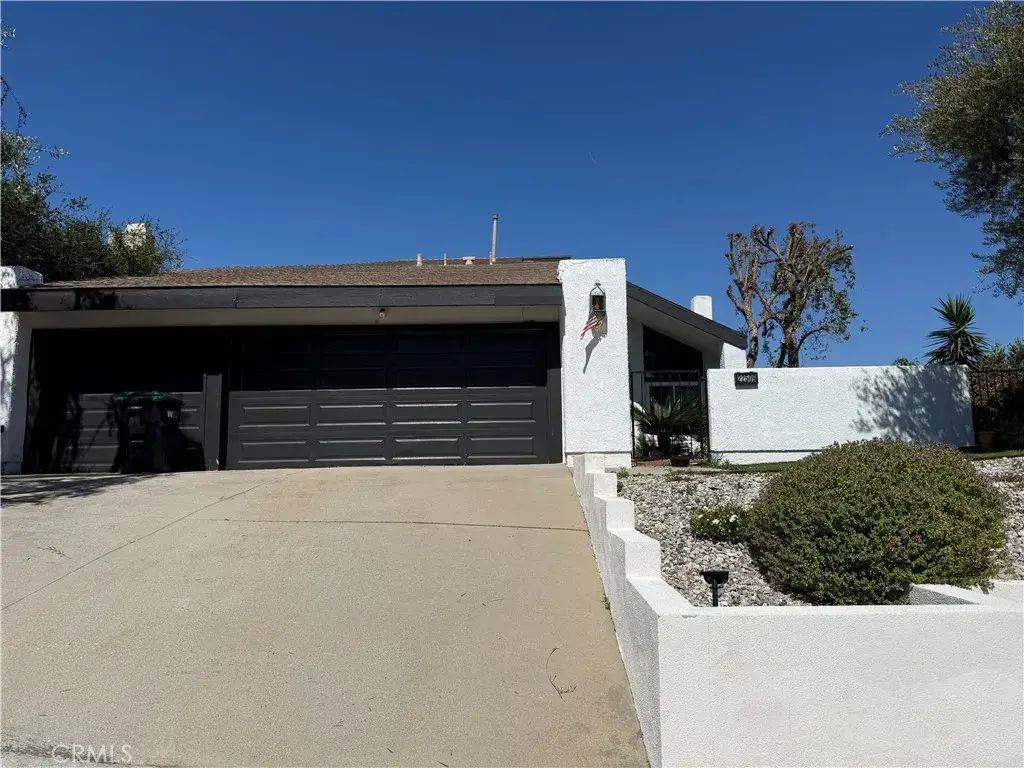 22509 Jameson, Calabasas