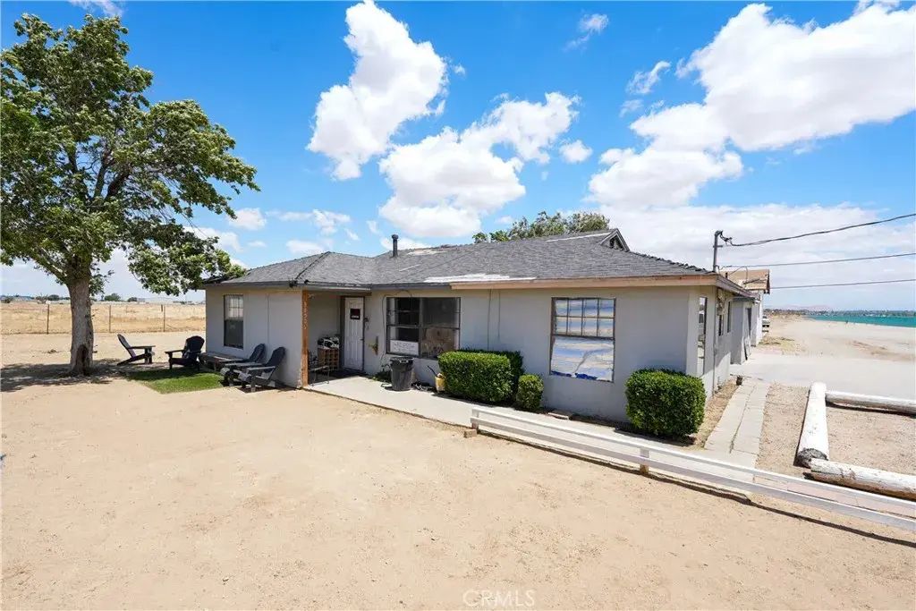 38906 10th St E East, Palmdale