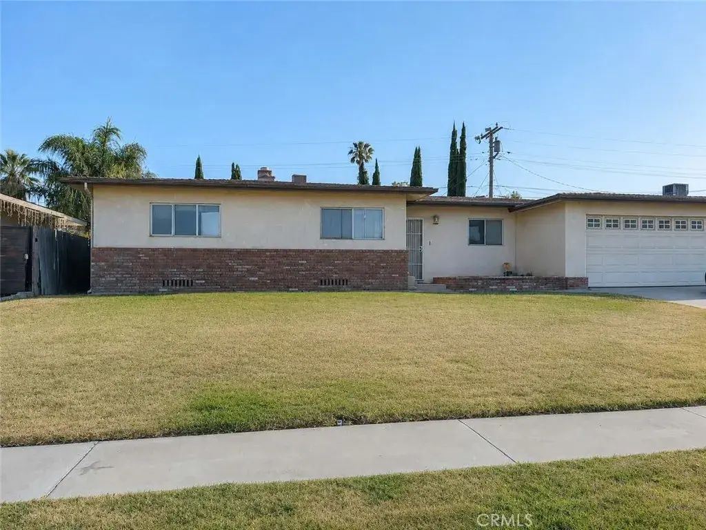 9150 Encinitas, Fontana