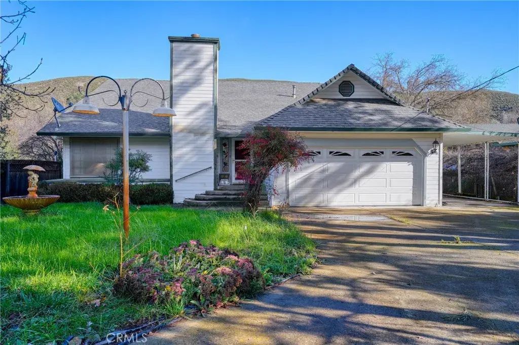17730 Pomo, Clearlake Oaks